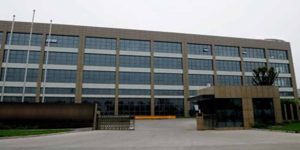 浙江 ** 硅材料公司用草莓视频下载网址自动排渣过滤机活性炭脱色解决硅油除杂问题